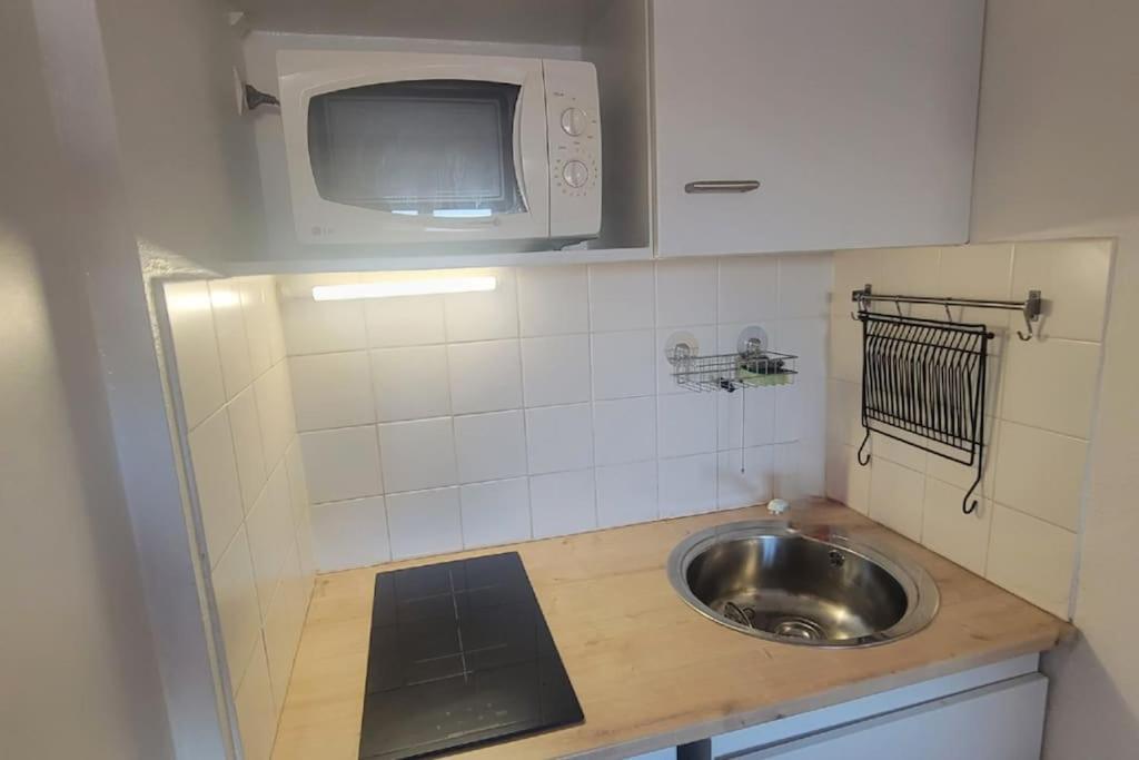 Fully Equipped Apartment St Charles Station Marseilles Exterior foto