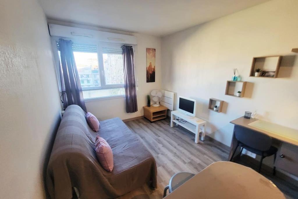 Fully Equipped Apartment St Charles Station Marseilles Exterior foto