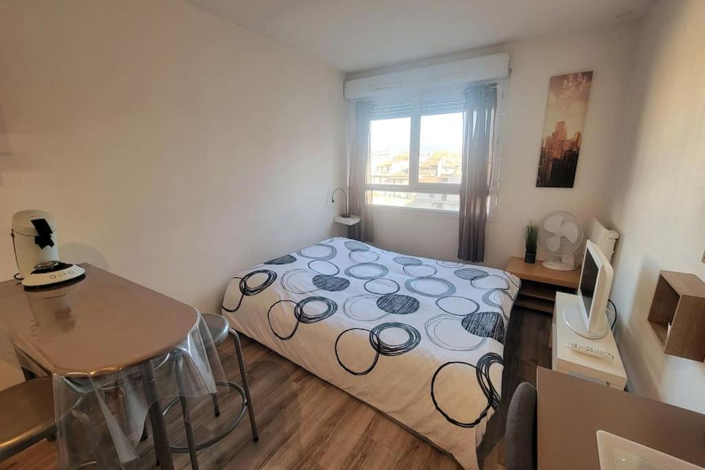 Fully Equipped Apartment St Charles Station Marseilles Exterior foto